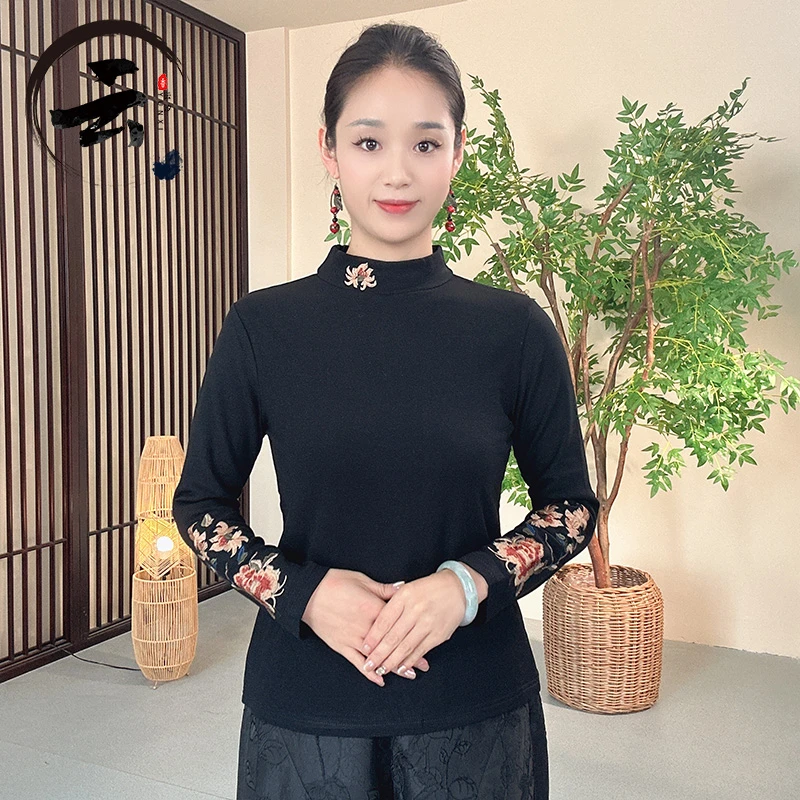 云汐1028新款百搭显瘦重工刺绣加厚打底衫