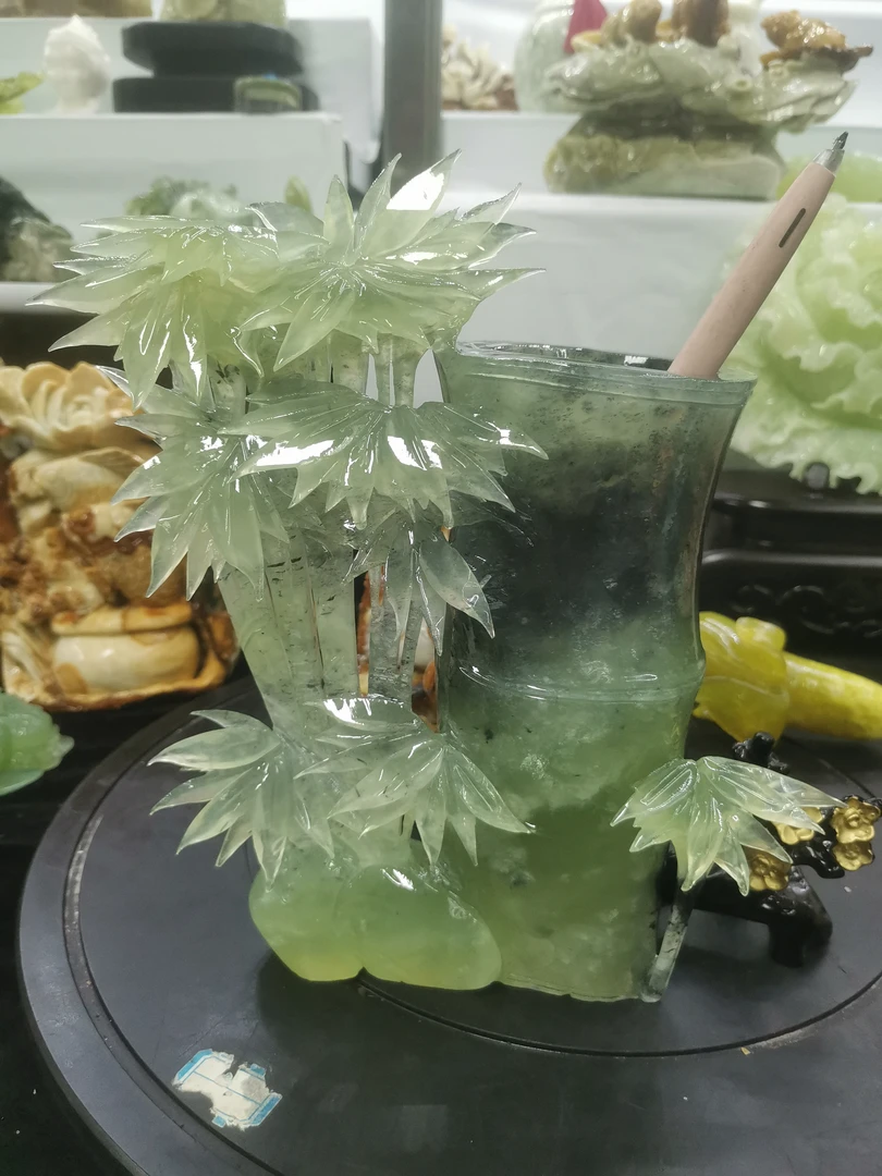 材质玉摆手工雕刻