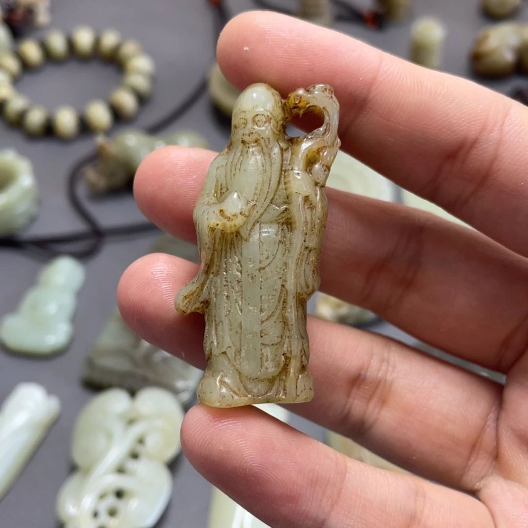 和田玉未镶嵌颈饰福