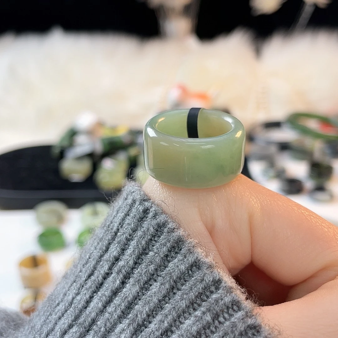 和田玉未镶嵌戒指k27粉青圆切17.8mm