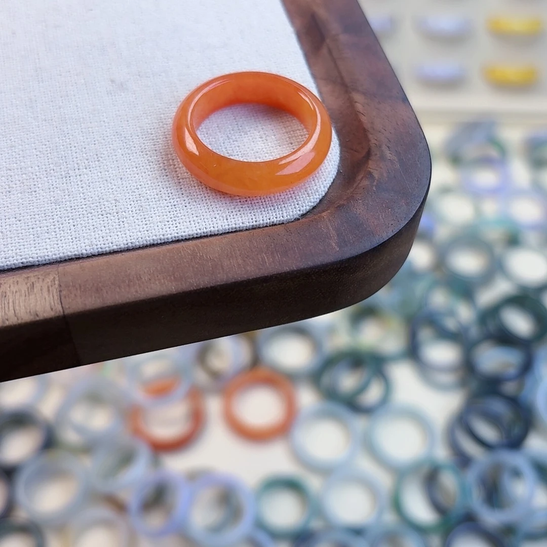 翡翠未镶嵌戒指17 号港 18