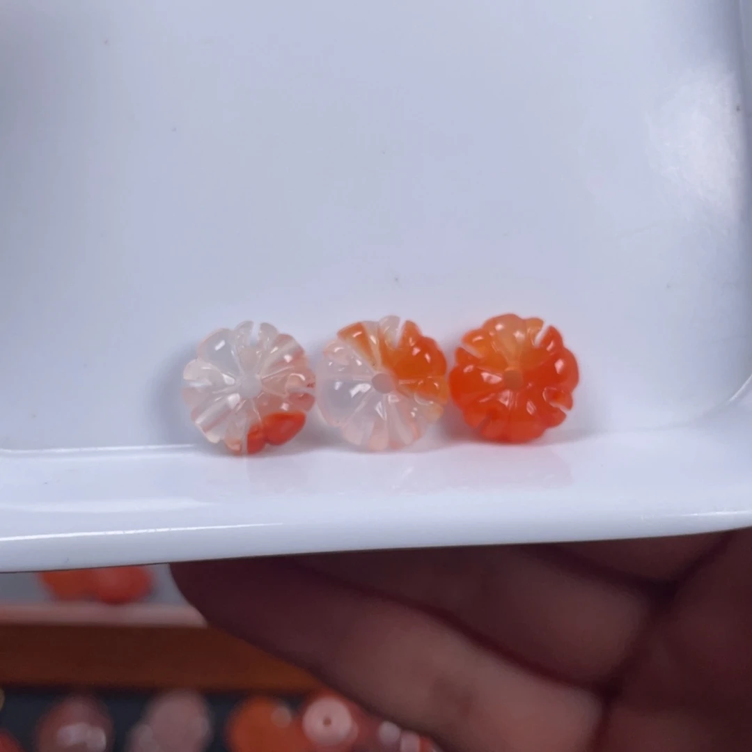 南红玛瑙克罗心未镶嵌奔**空