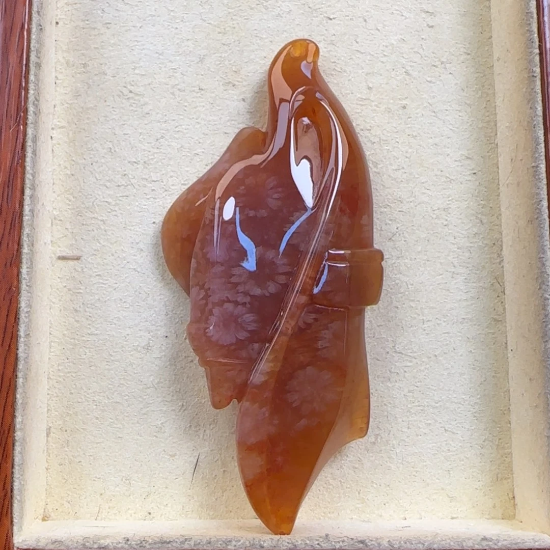 硅化珊瑚（珊瑚玉）未镶嵌颈饰