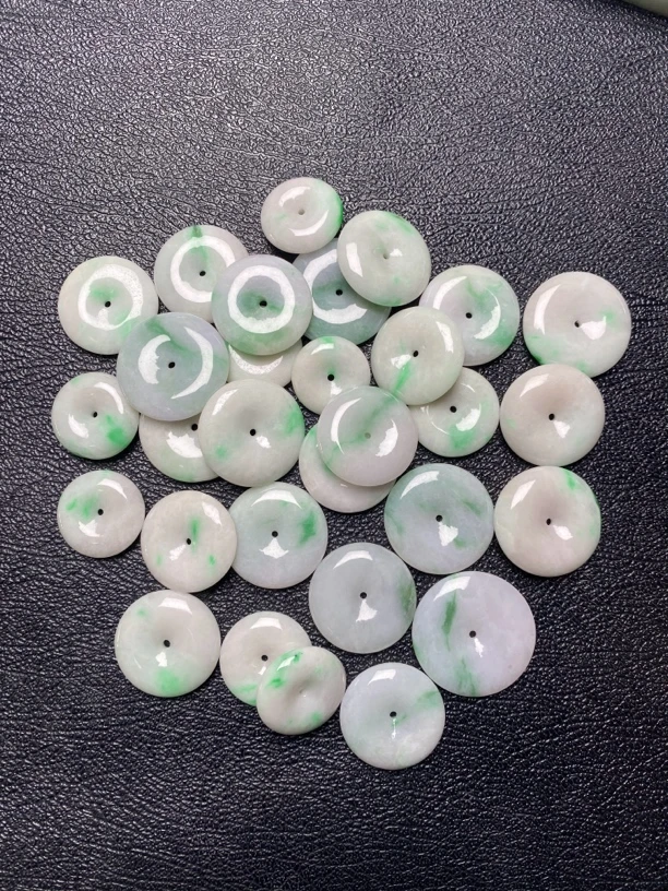 翡翠平安扣缅甸天然a货色阳色辣时尚百搭绿色精美