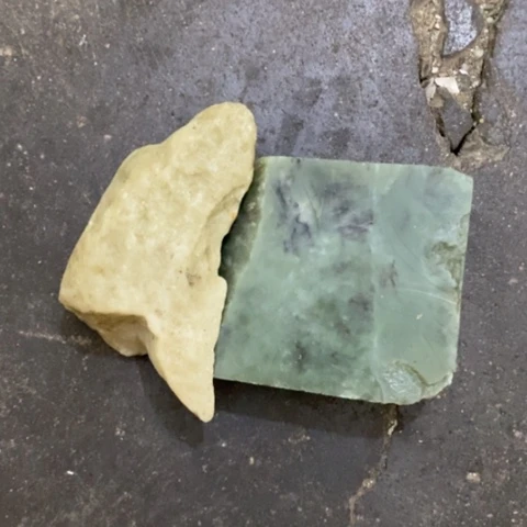 未镶嵌和田玉（糖玉）挂件雨*田