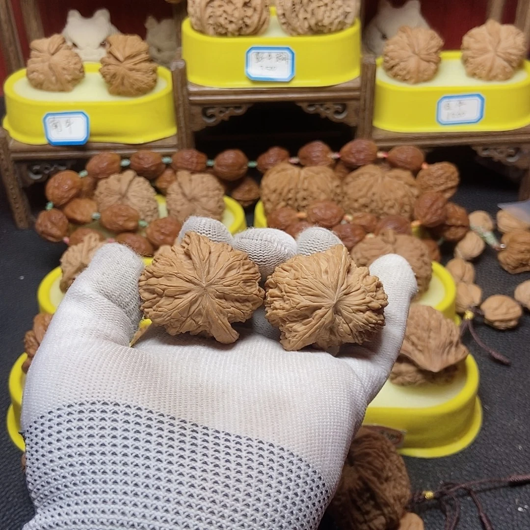 阿***瀚吊坠文玩核桃磨盘蛇