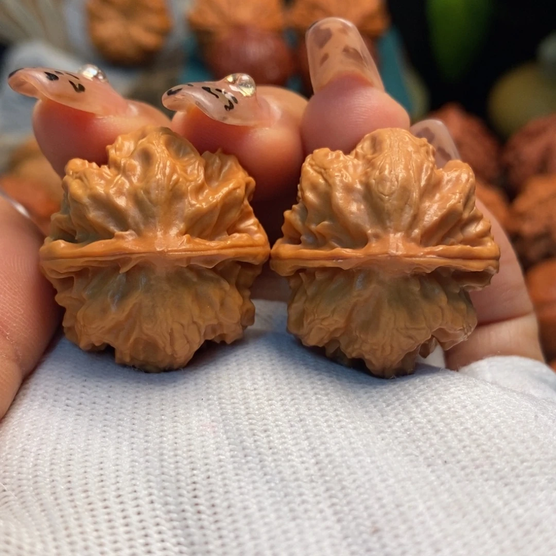 文玩核桃把件八棱