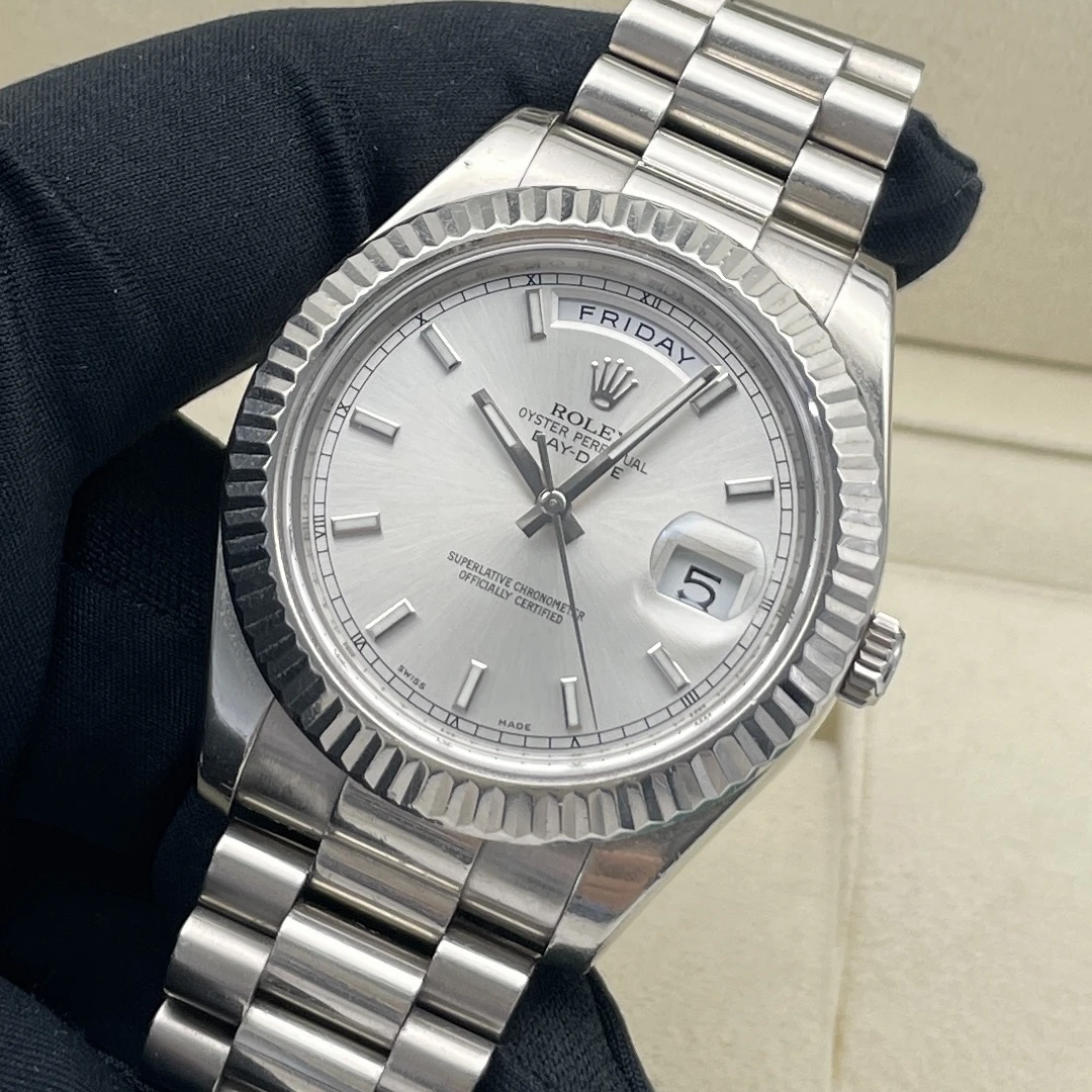 99新 Rolex/劳力士 星期日历218239银条/单表/18K白金/41表径