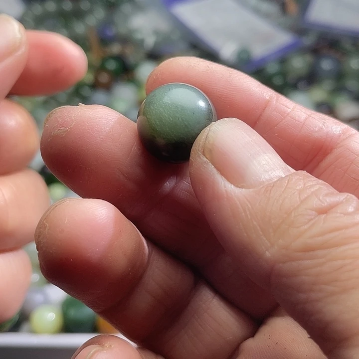 未镶嵌和田玉车挂青***客