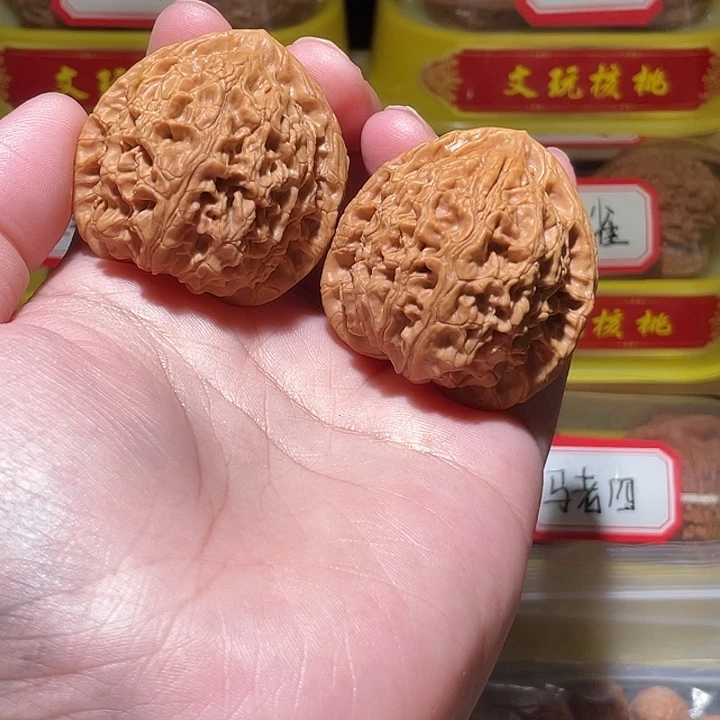 文玩核桃把件水龙纹4.2