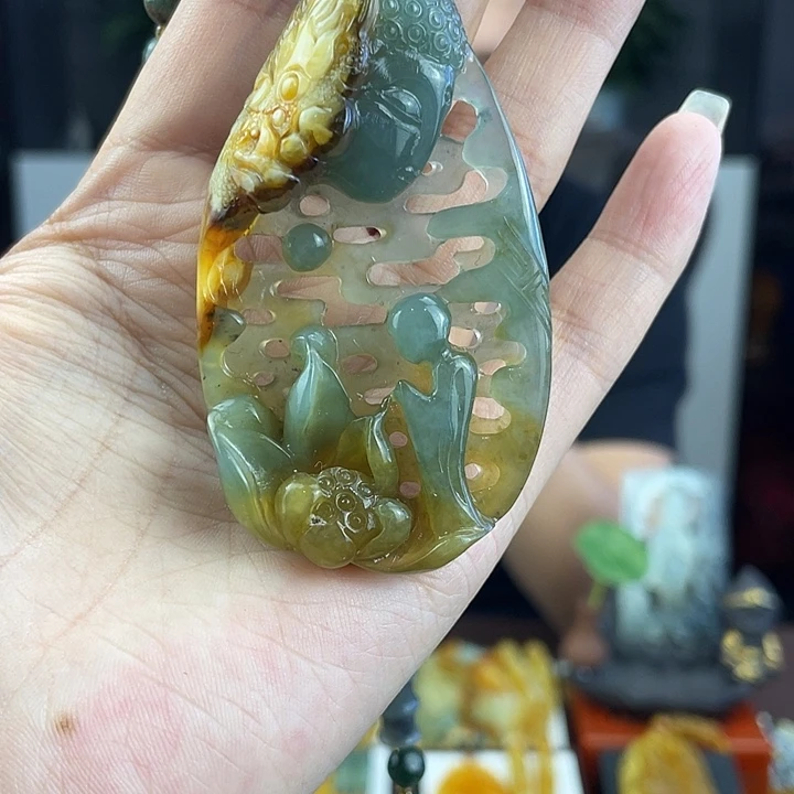 未镶嵌蛇纹石玉颈饰