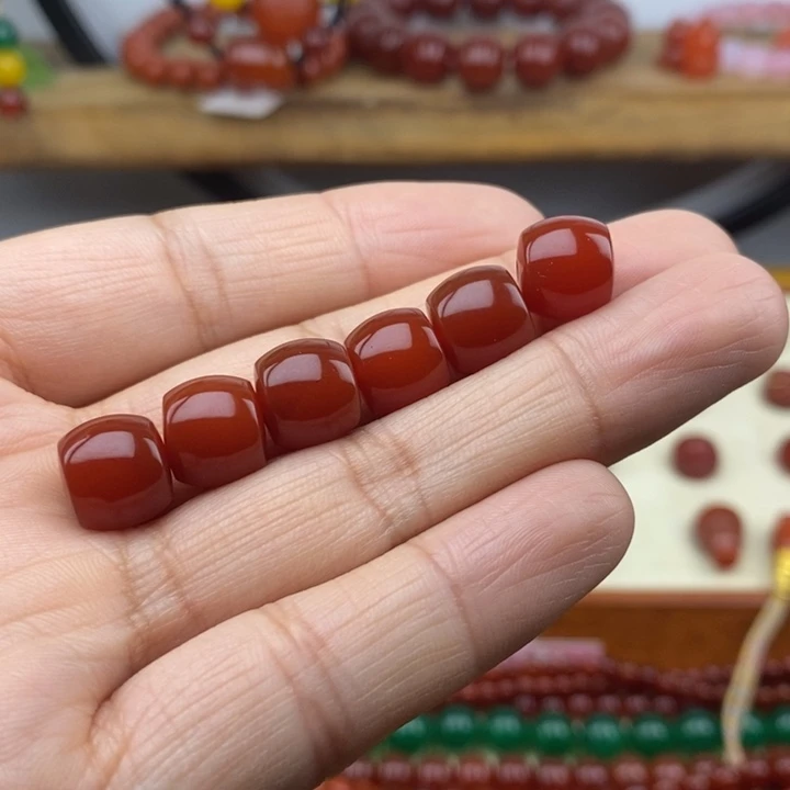 顺***辈玛瑙/玉髓未镶嵌珠宝奇石