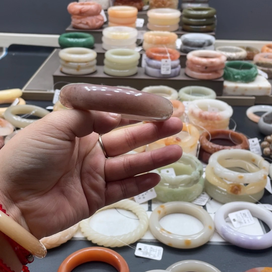 石英质玉手镯未镶嵌随**零