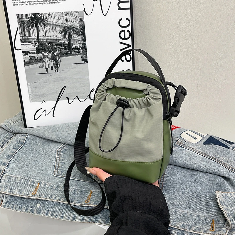 轻便蛋蛋包小水壶包休闲斜挎包手机包包mini小包包百搭单肩抽绳包