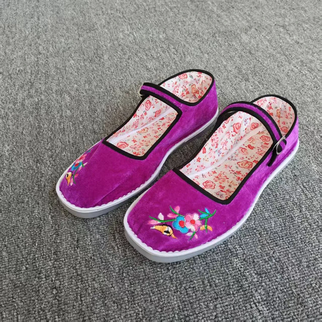 女士手工布鞋春秋金丝绒料绣花鞋塑料底浅口一字扣方口平底不臭脚