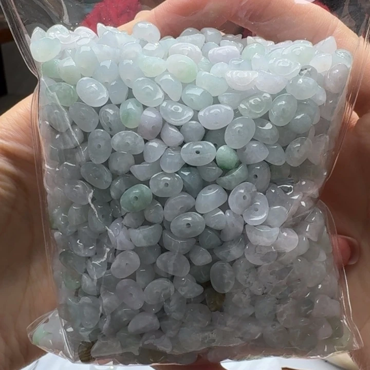 未镶嵌挂件翡翠福利20个，不包邮，拍一单邮费发货