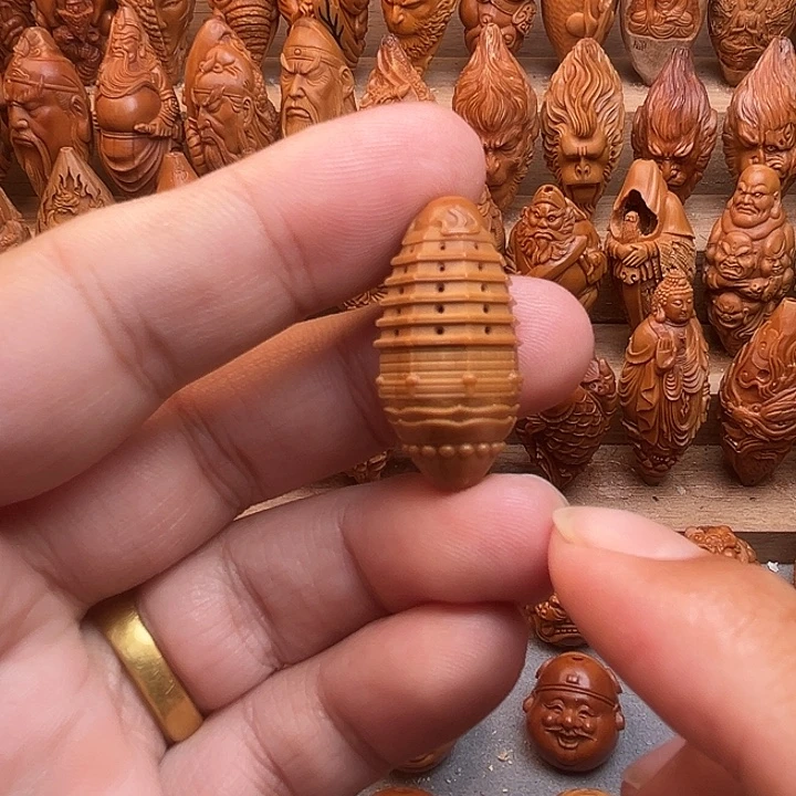 吊坠橄榄核16宝塔