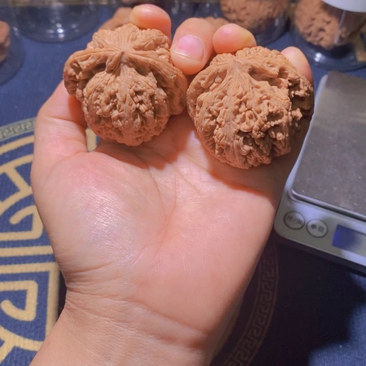 顾***少文玩核桃吊坠粗筋2