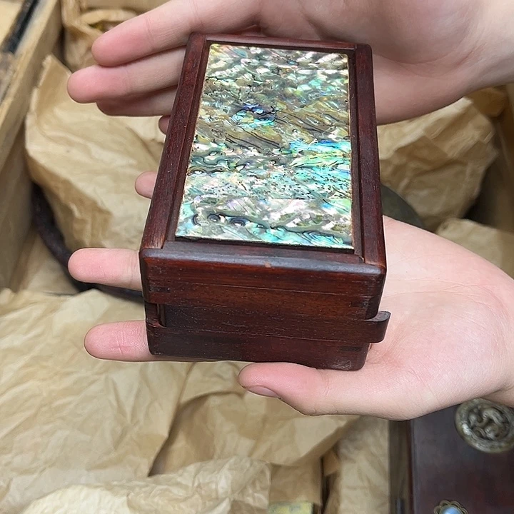 大叶紫檀（黑酸枝木类）