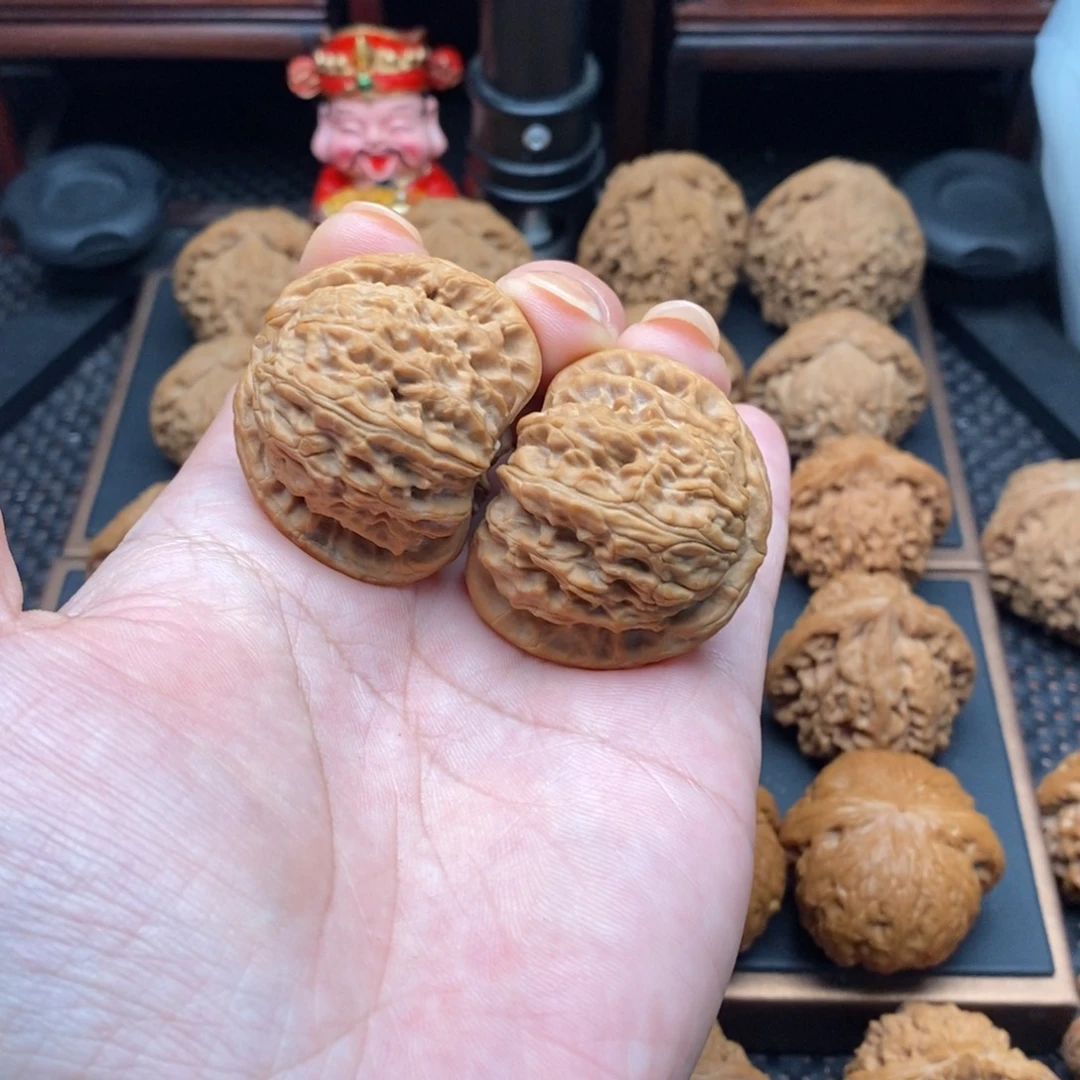 D***楊把件文玩核桃白狮子
