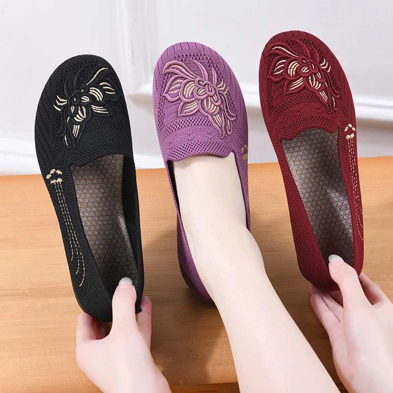 2025闰月鞋春夏新款透气一脚蹬妈妈鞋防滑耐磨时尚飞织休闲女布鞋