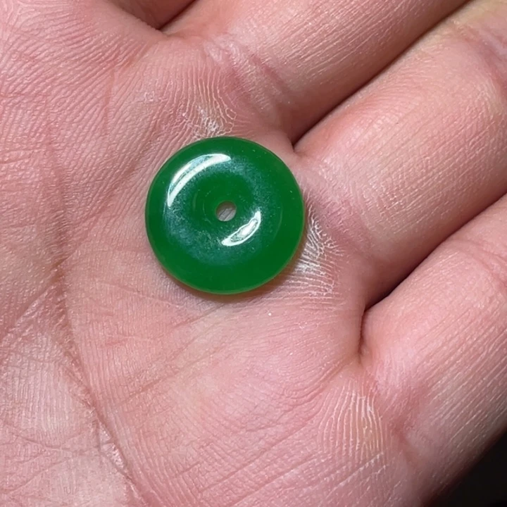 幽***灵翡翠未镶嵌颈饰吊坠