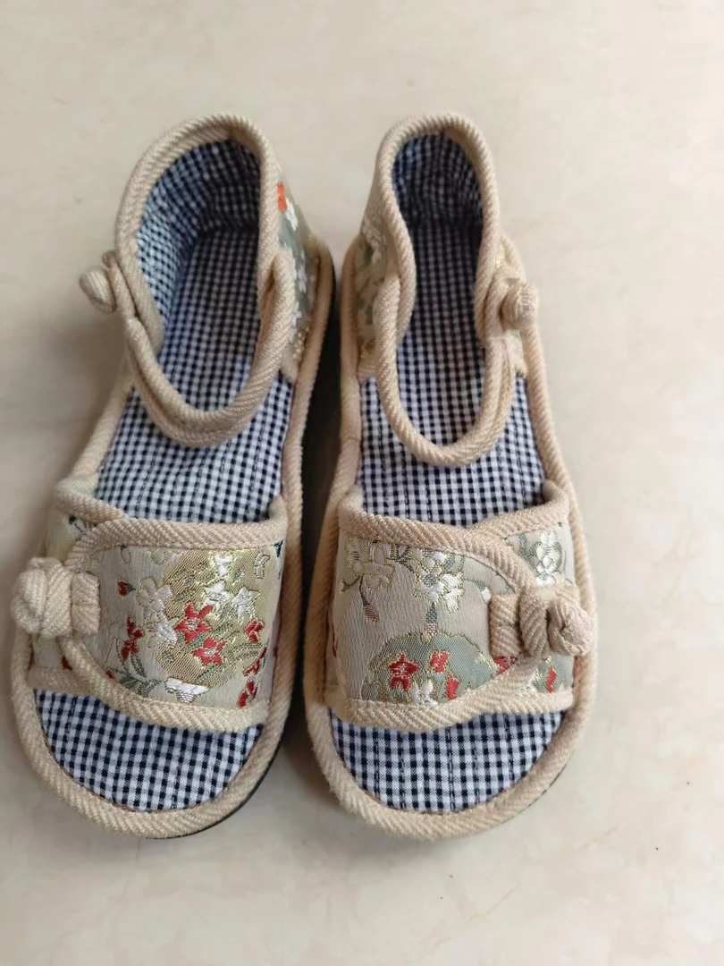 锦缎提花凉鞋  透气  纯手工  EVA材质鞋底