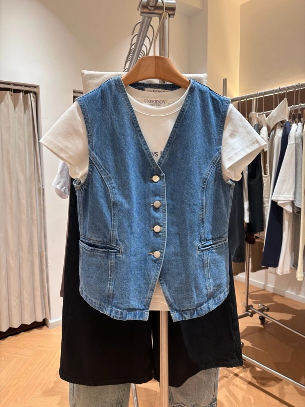 精致款修身牛仔坎肩