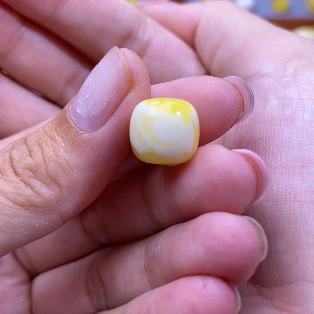 未镶嵌琥珀珠宝奇石家****r