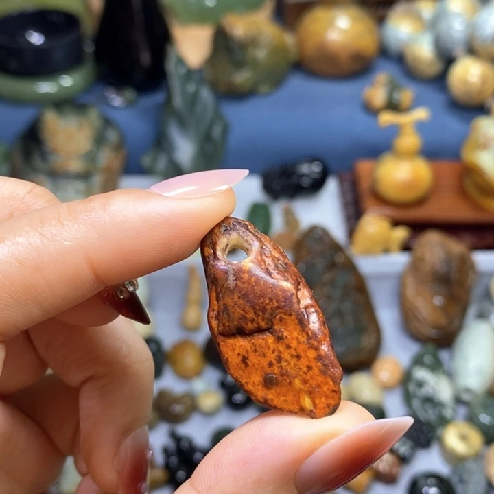 岫岩河磨玉（透闪石质玉）未镶嵌挂件