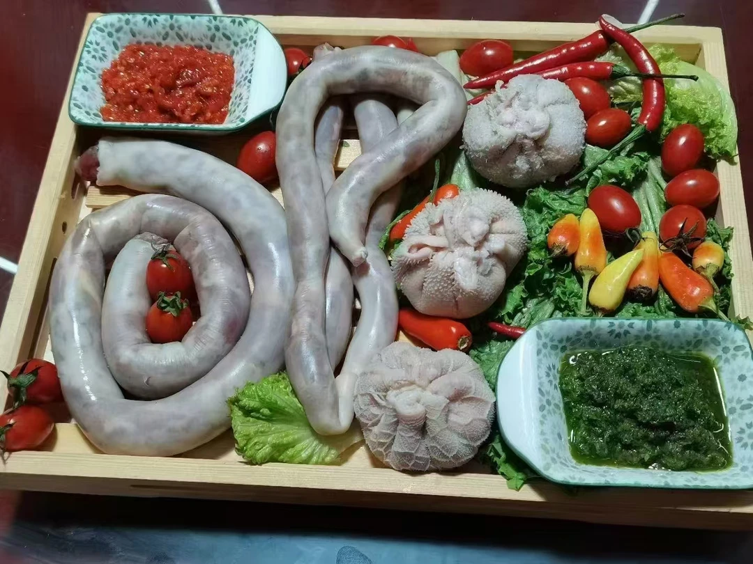 内蒙古草原精品羊肉肠内蒙古特产正宗新鲜羊肚羊肠羊肠子肚包肉
