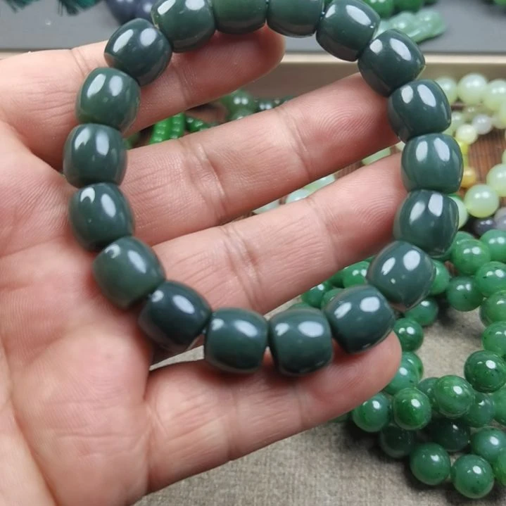 和田玉未镶嵌手链