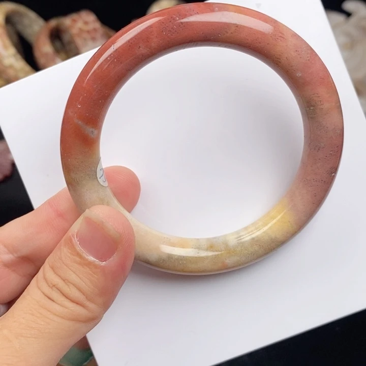 硅化玉未镶嵌手镯（圆镯）55