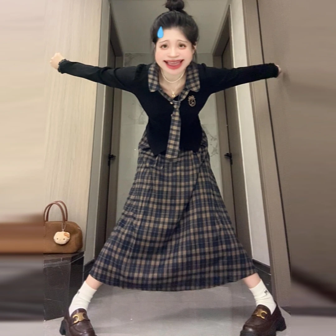 2025新款高级感学院风长袖格子连衣裙子女早秋季韩系穿搭套装长裙