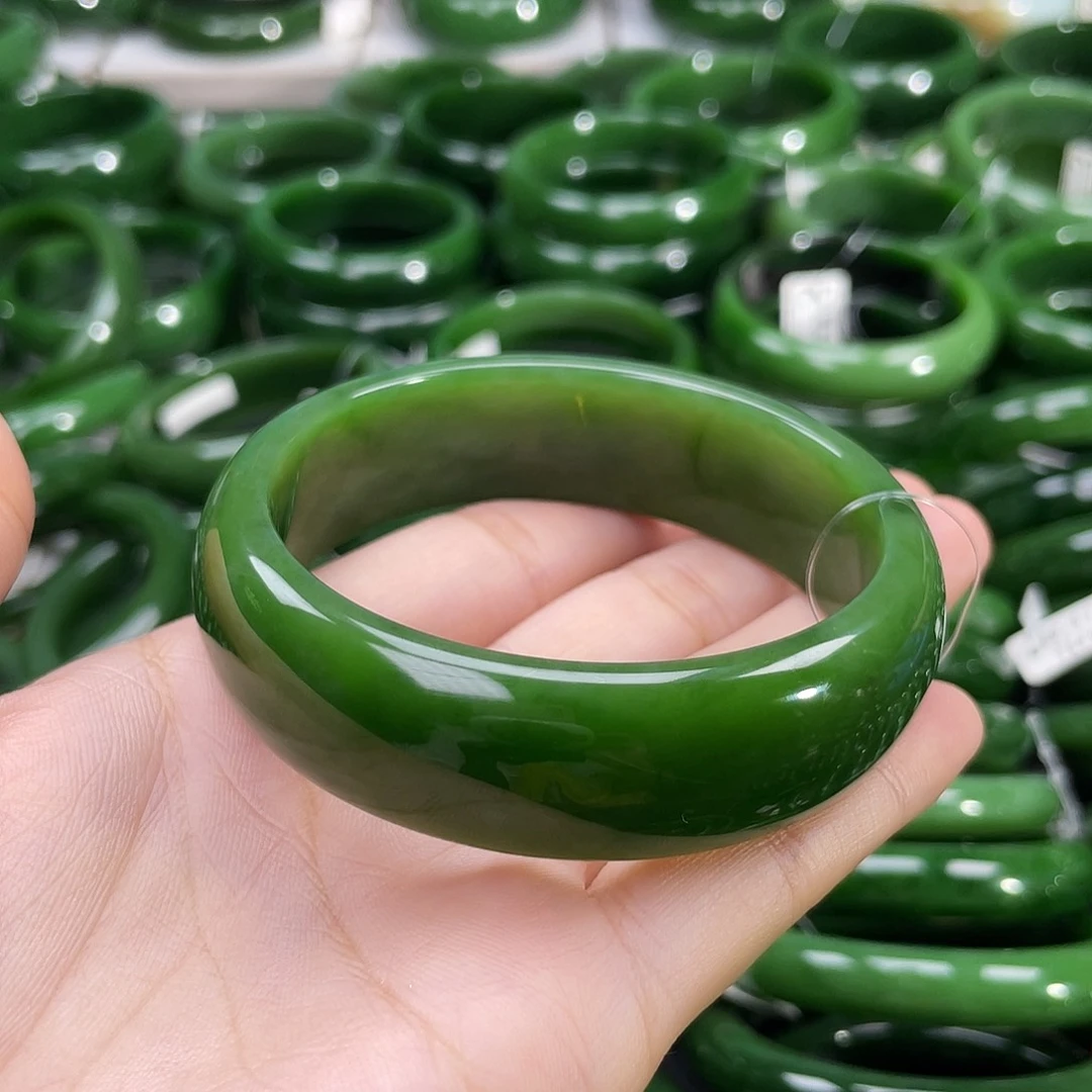未镶嵌手镯和田玉（碧玉）
