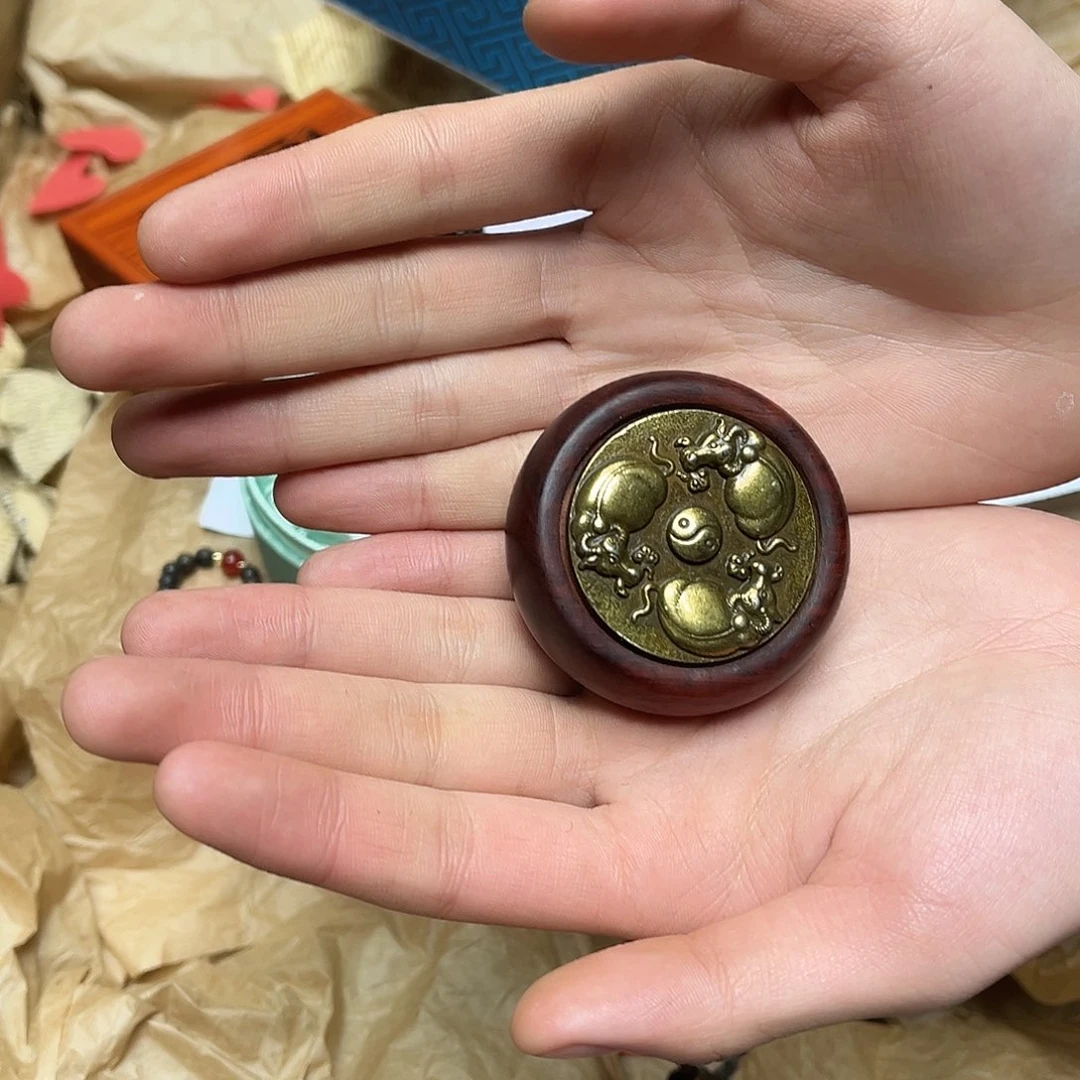 大叶紫檀（黑酸枝木类）