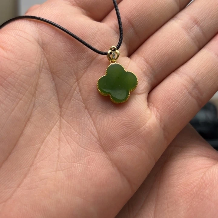 和田玉银S925镶嵌吊坠(不含链)和田玉碧玉四叶草吊坠