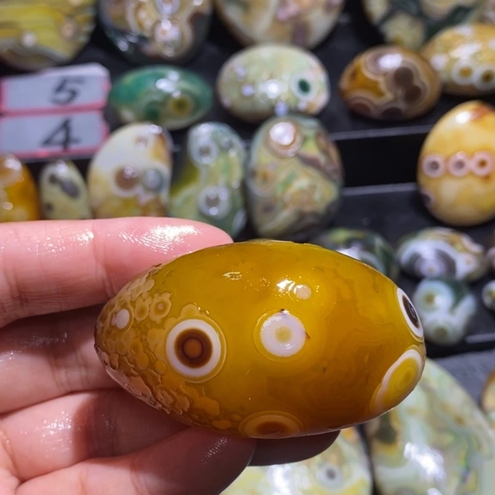 玛瑙/玉髓未镶嵌珠宝奇石57