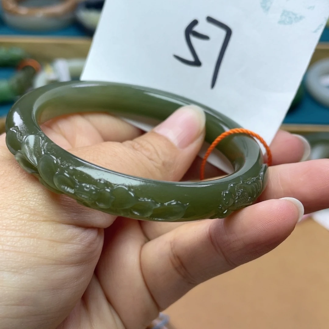 未镶嵌手镯和田玉圈口56