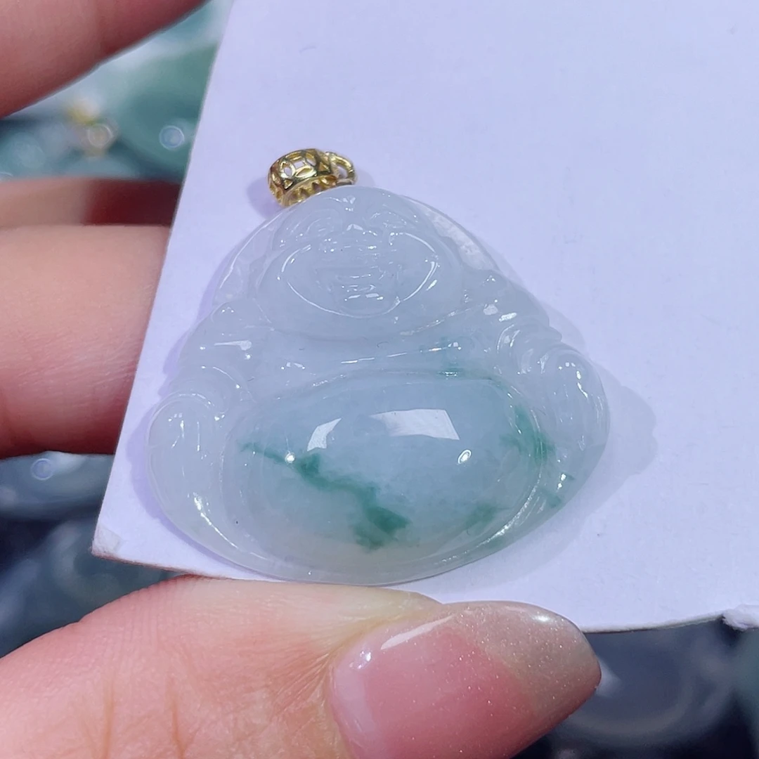 翡翠未镶嵌颈饰佛公