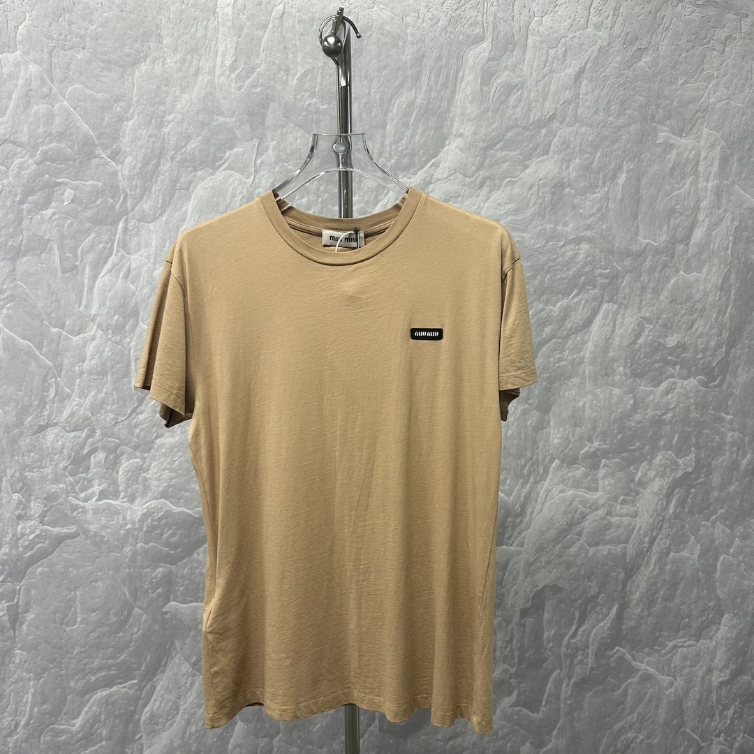 99新 MIU MIU/缪缪 字母刺绣logo短袖 L码 D11228