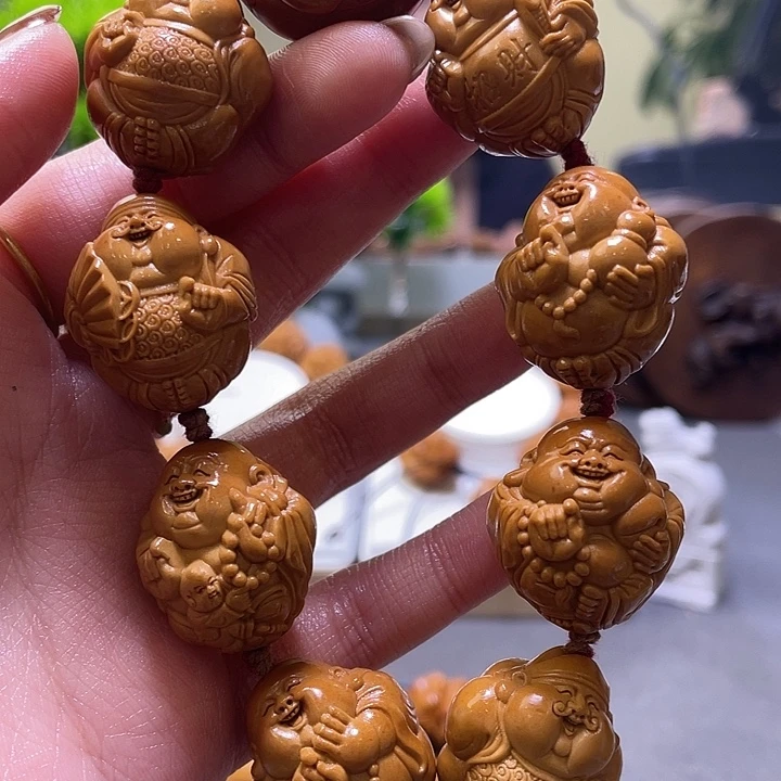 凌***橄榄核吊坠橄榄核雕