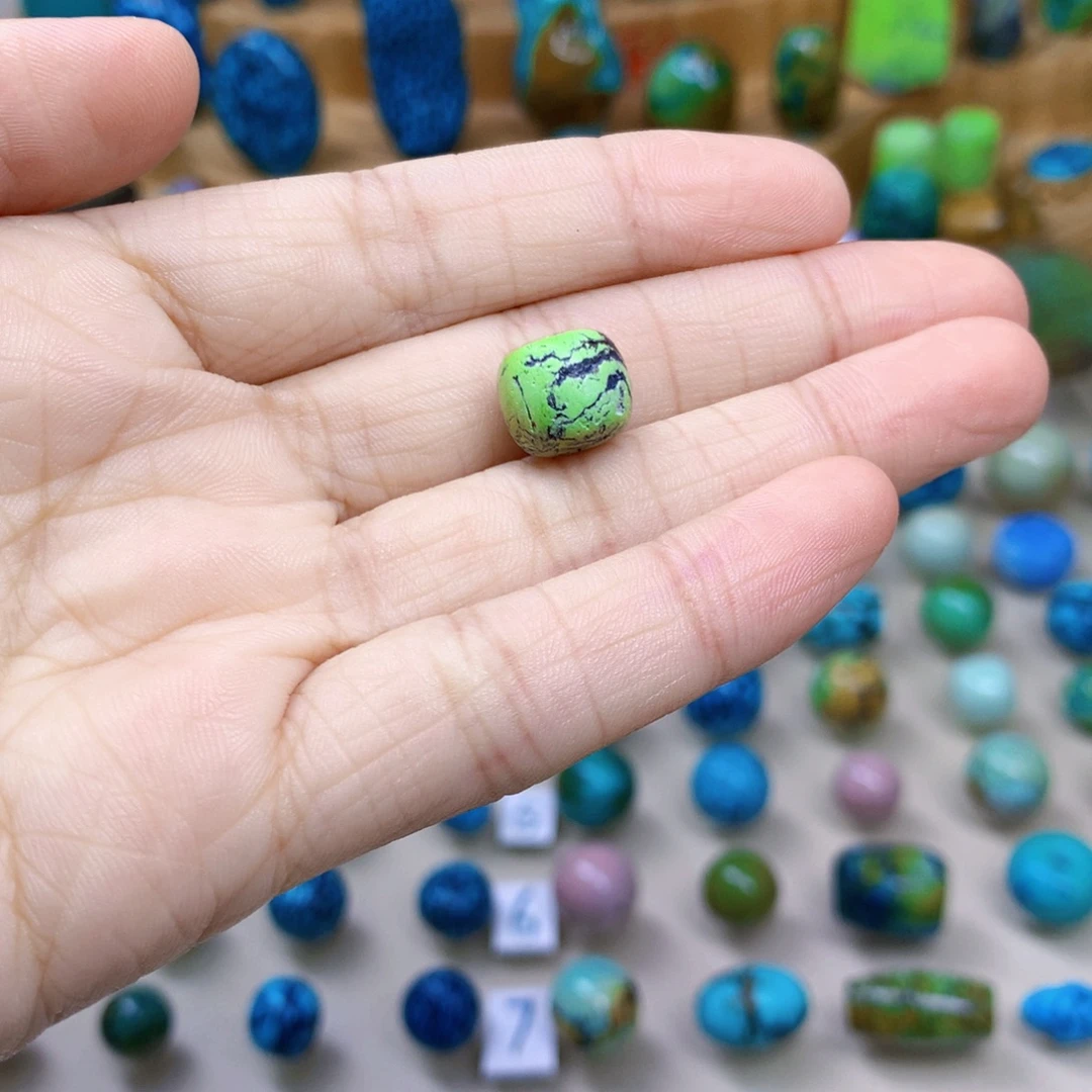 绿松石未镶嵌三彩随行