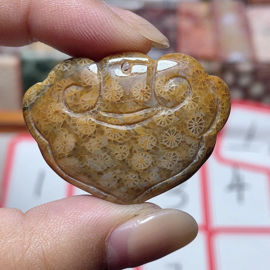 玛瑙/玉髓颈饰合金
