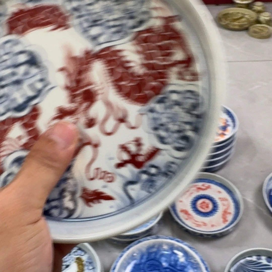 杯釉里红如意穿花龙大壶承