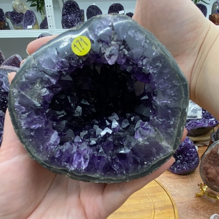 紫晶大型摆件（非配饰）未镶嵌