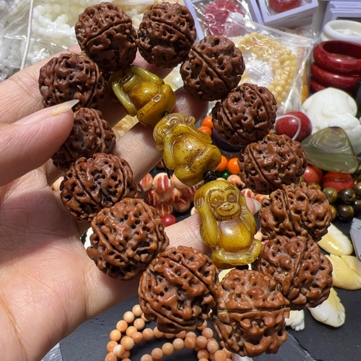 大果紫檀（缅甸花梨）三支猴子