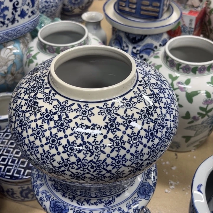 瓷片微瑕。。。。。。。。。。。。。