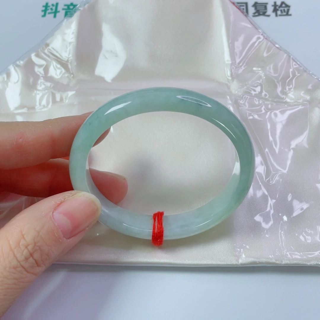 翡翠未镶嵌手镯贵妃55宽12厚8,2