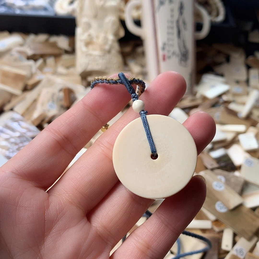 泥塑不打孔联系客服